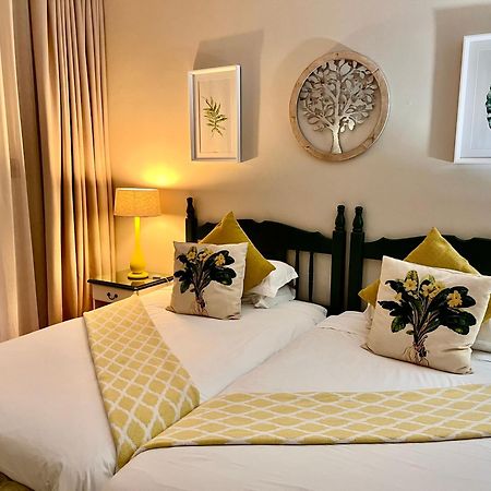 Dunvegan Execu Lodge Edenvale Exterior foto