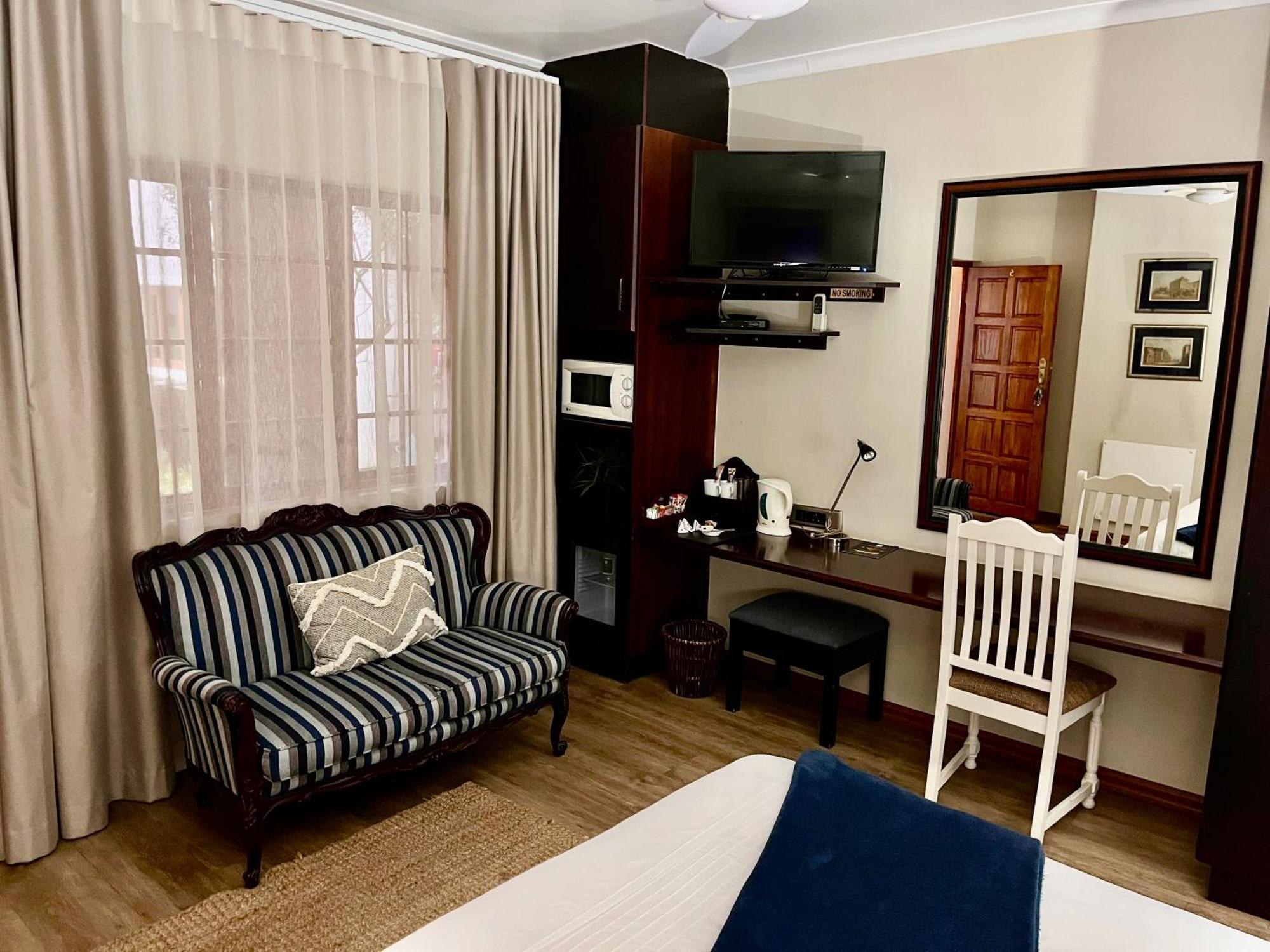 Dunvegan Execu Lodge Edenvale Exterior foto